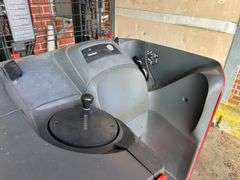 Raymond Model 720-R35TT Ride On Long Reach Electric Forklift (non- functional)