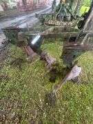 John Deere 3 Tooth Rear Mounted Plow