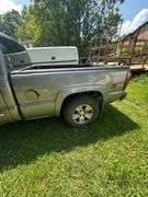 2006  CHEVROLET  Silverado 2006 Chevy Silverado Z71 4x4 VIN# 1GCEK19B86Z239388