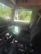 2011 Peterbilt 386 Sleeper Cab VIN# 1XPHDP9X3BD126282