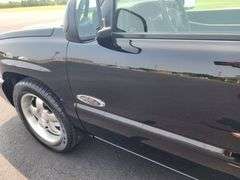 2005 Chevrolet Silverado 1500 Joe Gibbs Performance Package VIN#1GCEC14V75Z125444