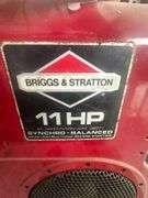 Briggs & Stratton 11 HP Synchro Balanced motor