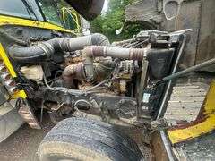 2000 Peterbilt 379 Sleeper Cab VIN# 1XP5DB9X31N553619