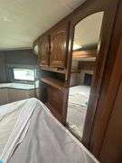 V-Cross Platinum Trailer Camper VIN# 4x4TVCF224E5103225