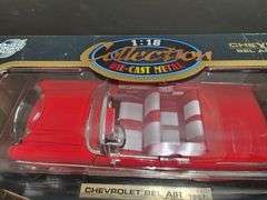Road Tough 1:18 Scale 1957 Chevrolet Bel Air Convertible Die Case