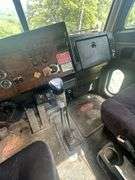 1997 Peterbilt 385 30' Roll Back Vin# 1NPGLA9X0VN439553
