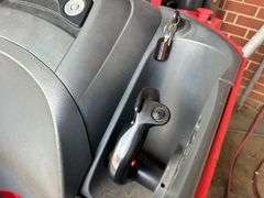 Raymond Model 720-R35TT Ride On Long Reach Electric Forklift (non- functional)