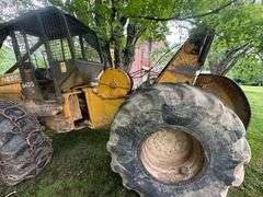 John Deere 6400 Skidder