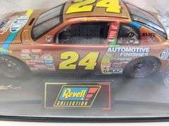 Jeff Gordon 1:24 Scale #24 Dupont Nascar 50th Anniversary Die Cast in Autographed Display Case