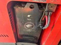 Raymond Model 720-R35TT Ride On Long Reach Electric Forklift (non- functional)