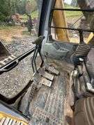 John Deere 230LC Excavator with Thumb