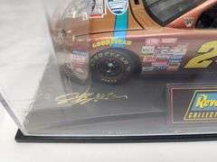 Jeff Gordon 1:24 Scale #24 Dupont Nascar 50th Anniversary Die Cast in Autographed Display Case