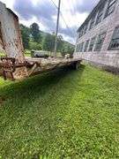 1990 White 26' Gooseneck Trailer