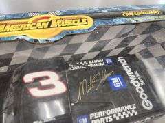 Mike Skinner Hand Signed 1/18 Scale Goodwrench #3 Die Cast Truck