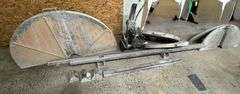 Hydraulic Wall Saw System with Eaton Vickers Controls, Blade Guards and Tracks