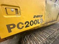 Komatsu PC 200 L Excavator with Thumb