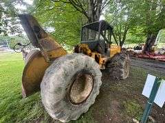 John Deere 6400 Skidder