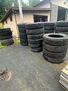 (35x) Truck Tire Casings