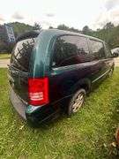 2009 Chrysler Town and Country Minivan VIN# 2A8HR541X9R592642