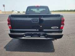 2005 Chevrolet Silverado 1500 Joe Gibbs Performance Package VIN#1GCEC14V75Z125444