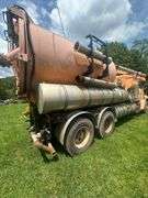 2001 Sterling Septic Truck V-2FZHATAK52AJ81592