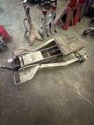 PITTSBURGH 2000 lb. Low-Profile Transmission Jack