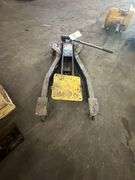 Napa Auto 1 Ton Hydraulic Transmission Jack