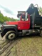 1988 Mack R688ST12' Dump Truck VIN# 1M2N187Y7JW021855