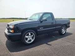 2005 Chevrolet Silverado 1500 Joe Gibbs Performance Package VIN#1GCEC14V75Z125444