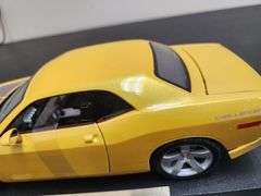 Maisto 1:18 Scale 2006 Dodge Challenger Concept Die Cast