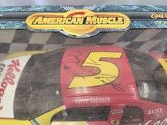 Terry Labonte Hand Signed 1/18 Scale Kellog's #5 Die Cast Car