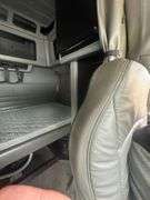 2011 Peterbilt 386 Sleeper Cab VIN# 1XPHD49XOBD110393