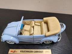 (3) 1:24 Scale Die Cast Cars