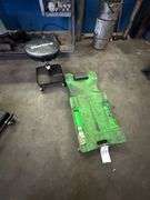 Pittsburgh Creeper & Die Hard Rolling Mechanics Stool w/ Hardware Catcher