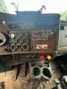 2005 Kenworth  VIN# 1XKWDBOX85J072075