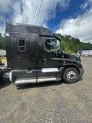 2014 Freightliner Sleeper Cab VIN# 3AKJGLD68ESFP4559