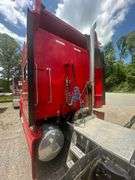 2011 Peterbilt 386 Sleeper Cab VIN# 1XPHDP9X5BD126283