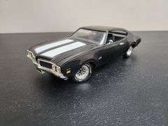 1:18 Scale 1969 Oldsmobile 442 Die Cast