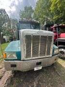 1997 Peterbilt 385 30' Roll Back Vin# 1NPGLA9X0VN439553