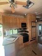 2005 Raptor 36' Key Performance Camper/Toy Hauler VIN# 4YDF36139M853833