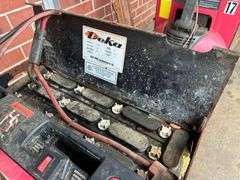 Raymond Model 8210 Deka D -Series 24V 9AMP Electric Pallet Jack