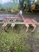8 Tooth 3 Point Chisel Plow