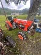 Kubota Mini Tractor model B7100 HST