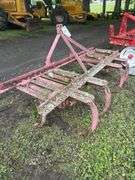 8 Tooth 3 Point Chisel Plow