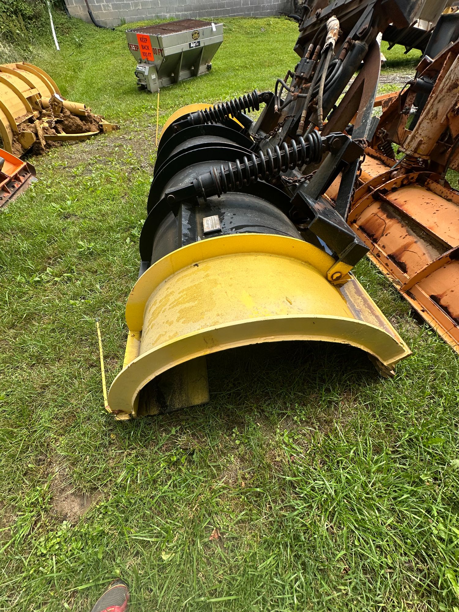 Lot image 2