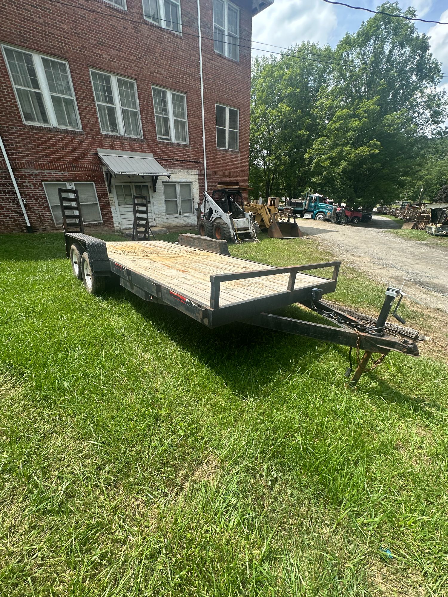 Lot image 1