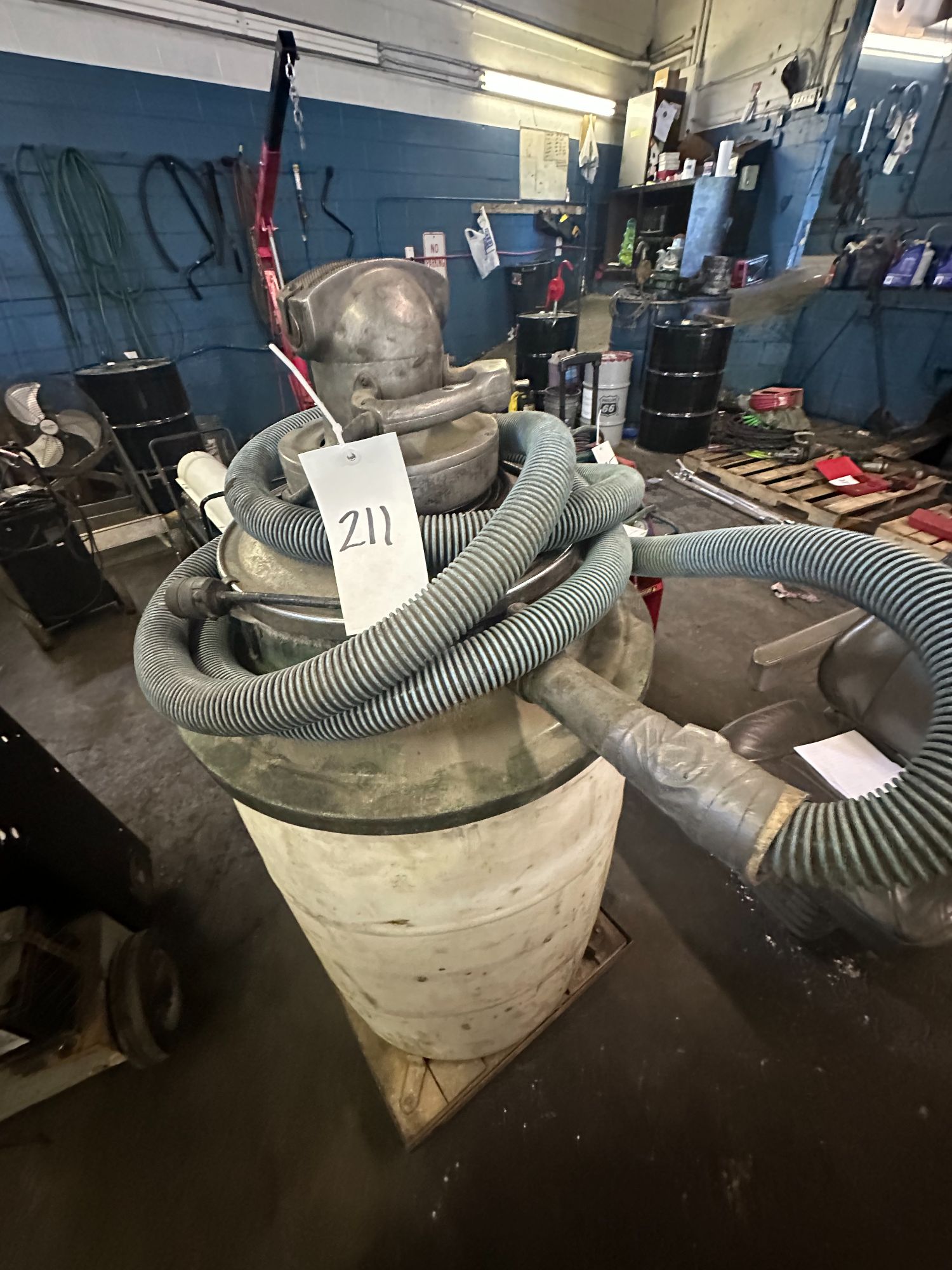 Lot image 3