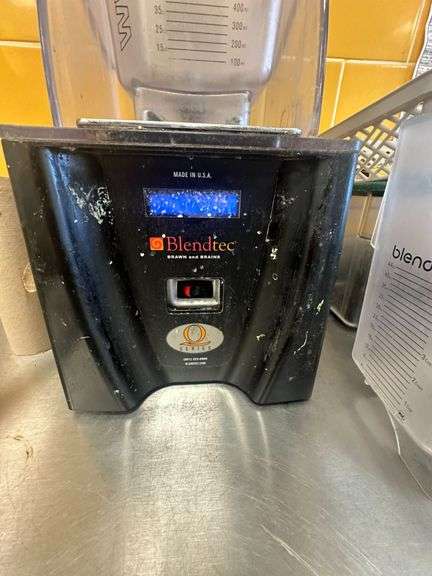 Blendtec Smoother 20  Commercial Blender