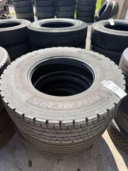 (8x) Used Truck Tires