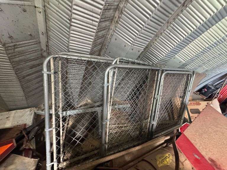 Chain Link Gates & Fencing | 4 Sections